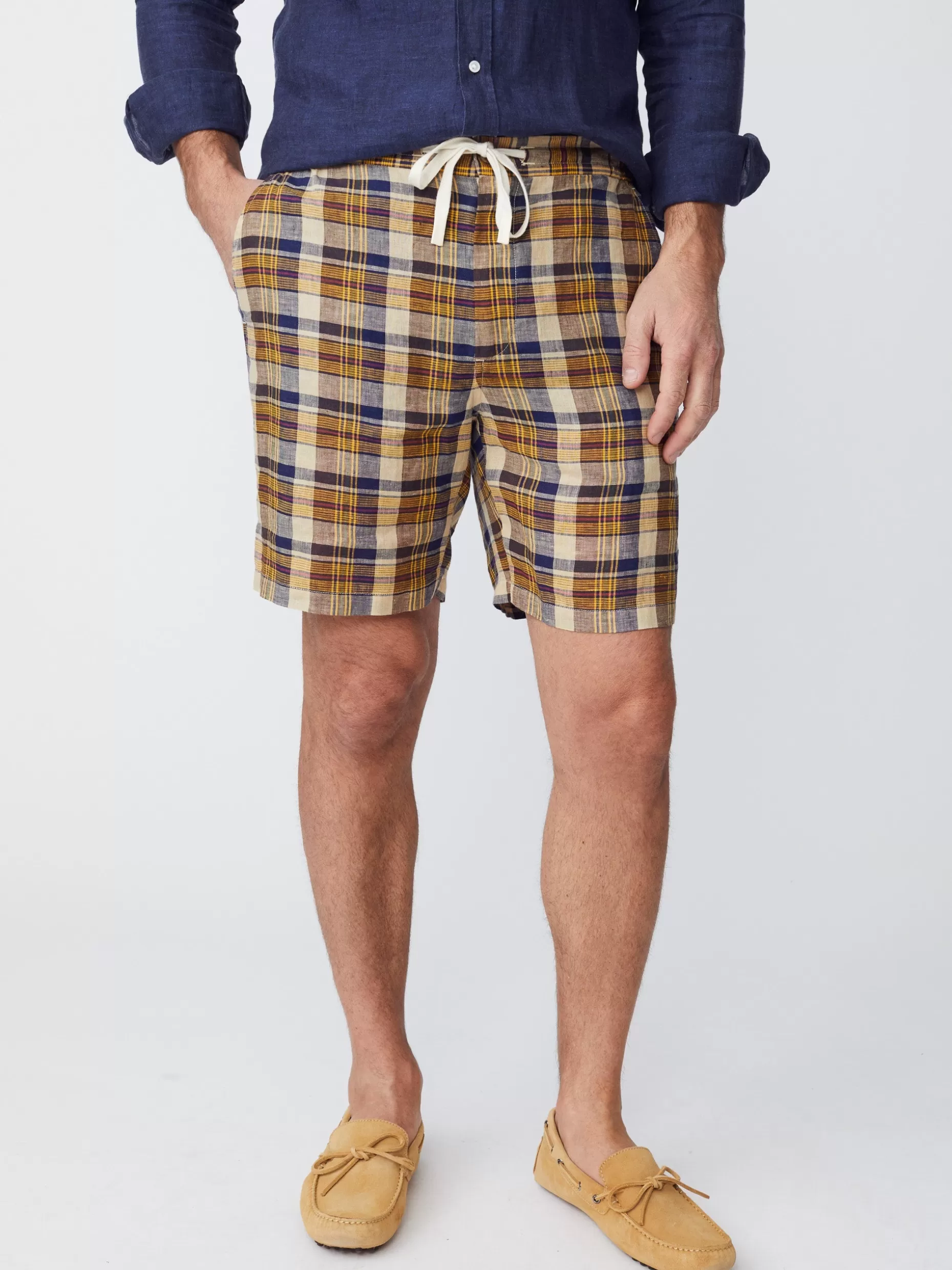 J. McLaughlin Griffin 7" Linen Shorts In Plaid- Shorts