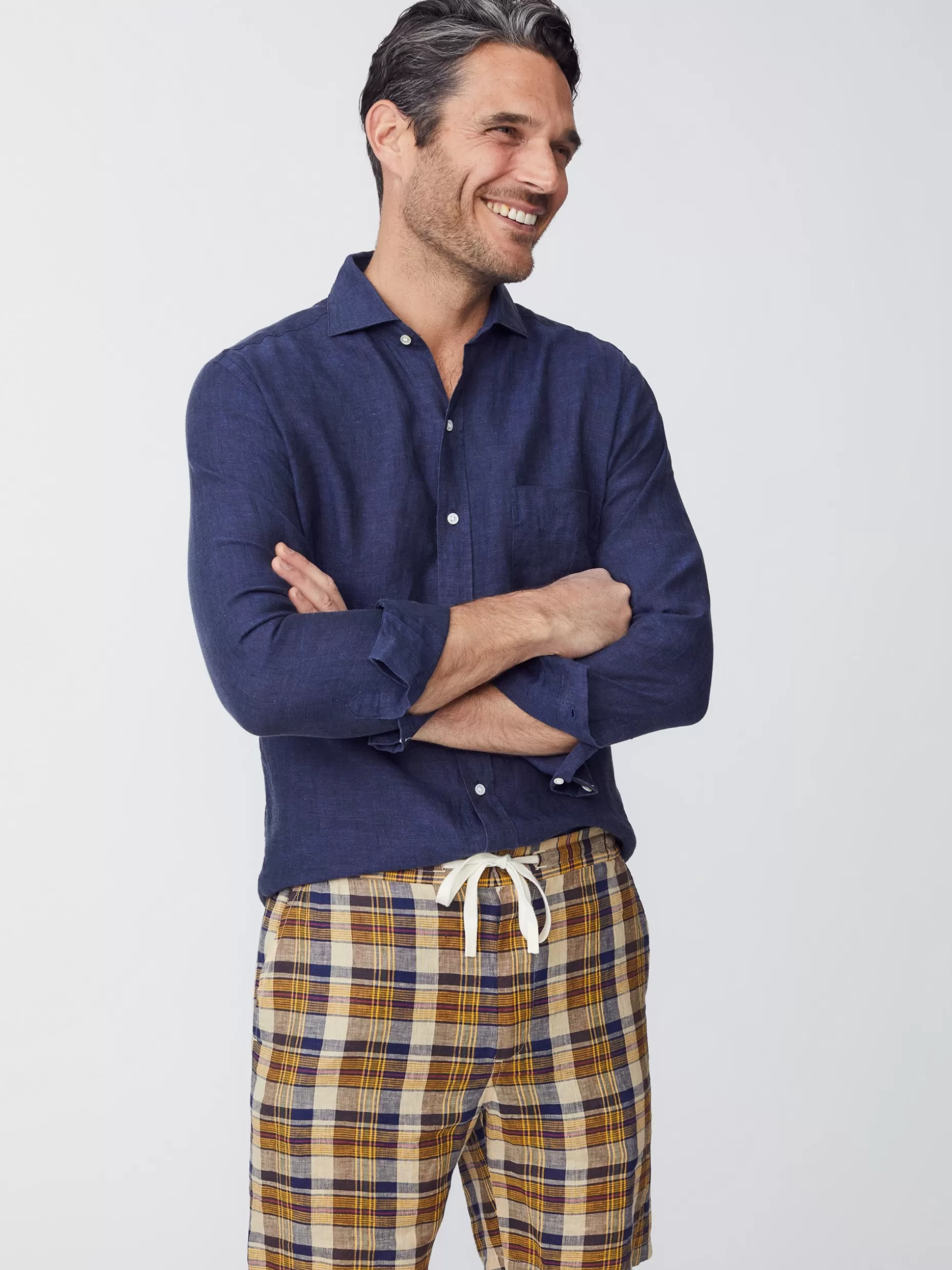 J. McLaughlin Griffin 7" Linen Shorts In Plaid- Shorts